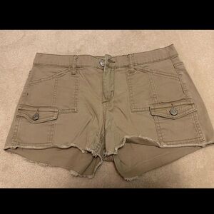 Mudd Khaki shorts